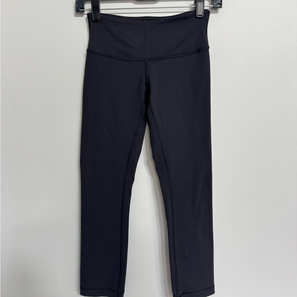 Lululemon Black athletic Leggings women’s size 2